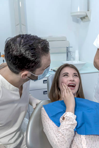 Best Emergency Tooth Extraction in Monrovia, IN